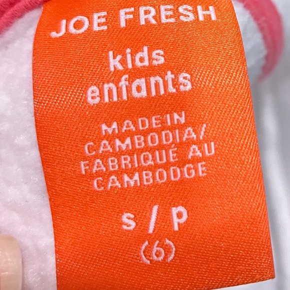 Bundle 4/$20-  Girls Joe Fresh Sweatshirt - Picture 5 of 5